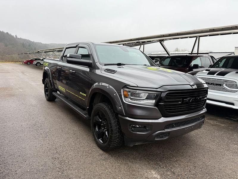 Gebraucht Dodge Ram 401 PS (294 kW) 2022 Grau Pickup