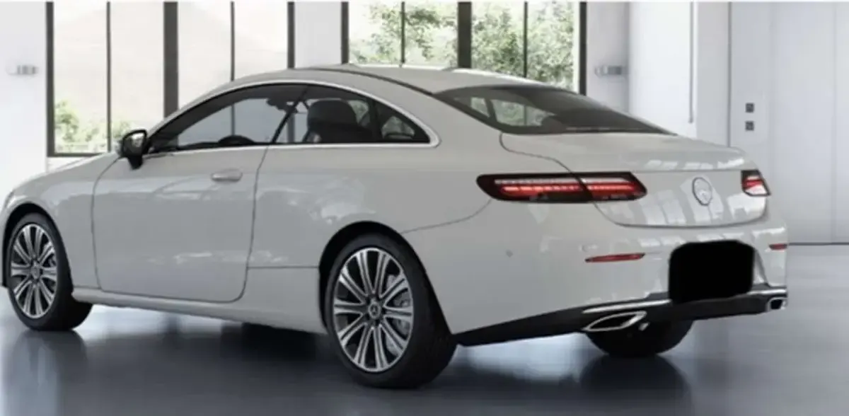 Usado Mercedes E200 Avantgarde 197 CV (144 kW) 2021 Blanco Coupe
