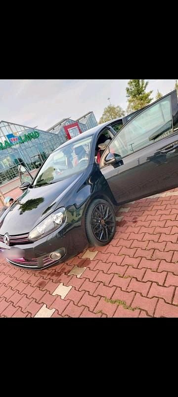 Schwarz Gebraucht 2011 VW Golf VI Limousine | 2.500 € (Superpreis) - Bild 1/4
