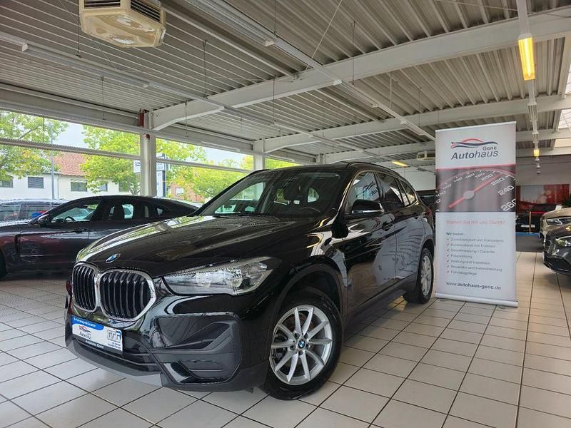 Schwarz Gebraucht 2021 BMW X1 Advantage SUV | 19.990 € (Fairer Preis) - Bild 1/4