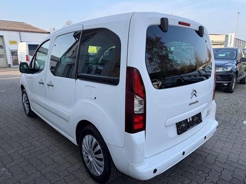 Gebraucht Citroën Berlingo SELECTION 98 PS (72 kW) 2018 Weiß Van / Kleinbus