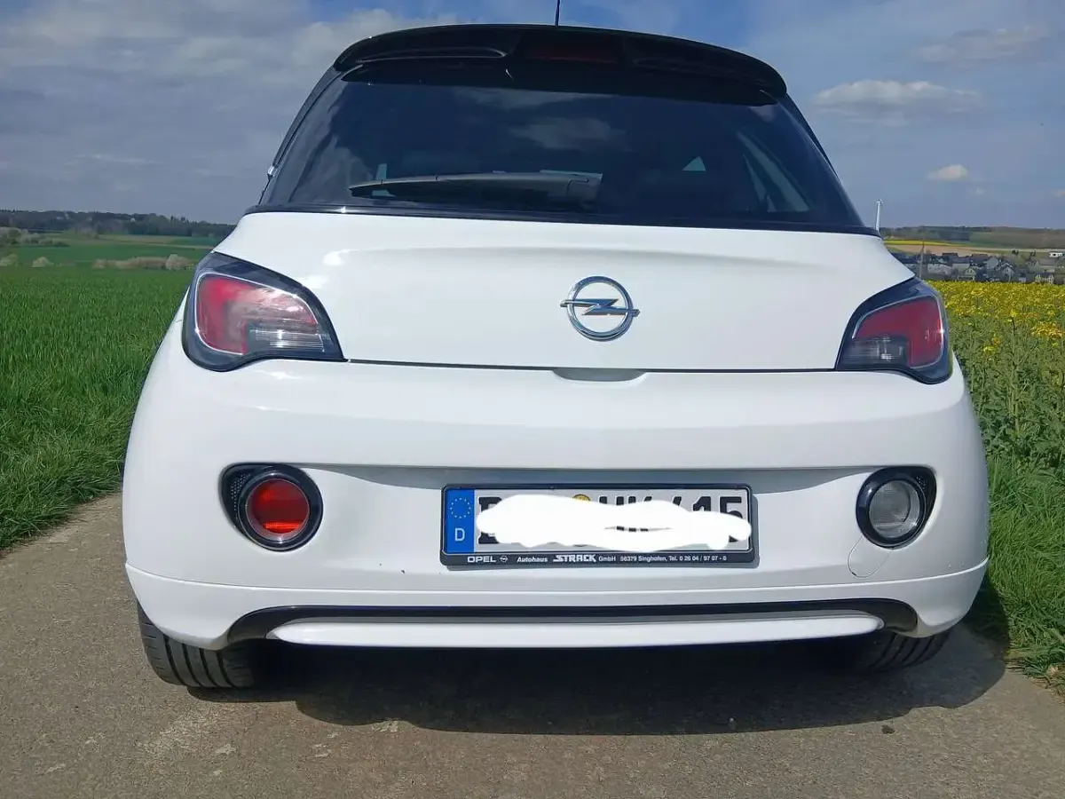 Używany Opel Adam S 87 KM (63 kW) 2018 Biały Hatchback
