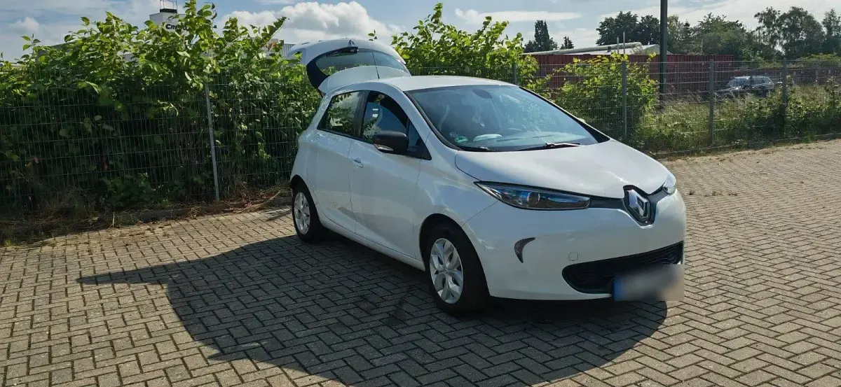 Gebraucht Renault Zoe 67 kW (92 PS) 2019 Weiß Kleinwagen