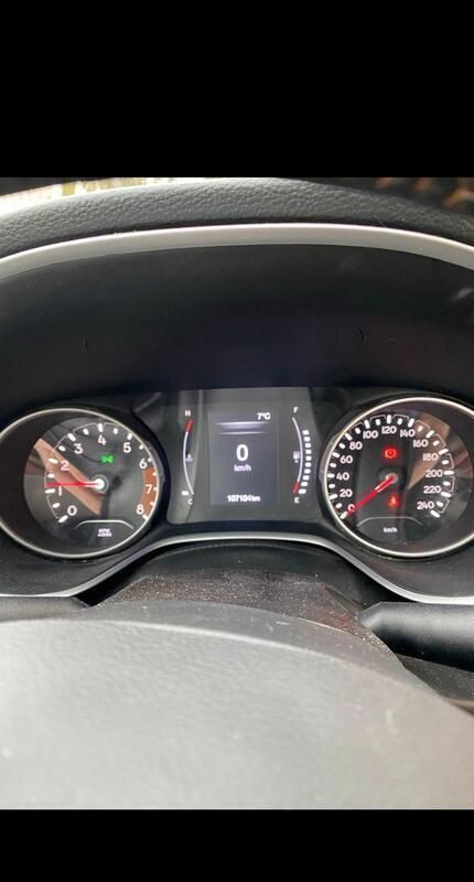 Grau Gebraucht 2018 Jeep Compass SUV | 10.550 € (Superpreis) - Bild 1/4
