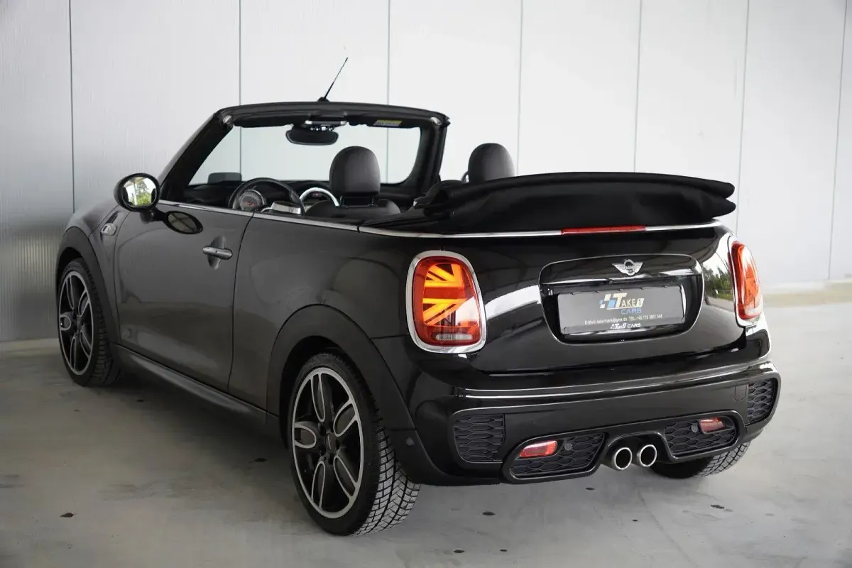 Gebraucht Mini Cooper SD Cabriolet 170 PS (125 kW) 2017 Schwarz Cabrio