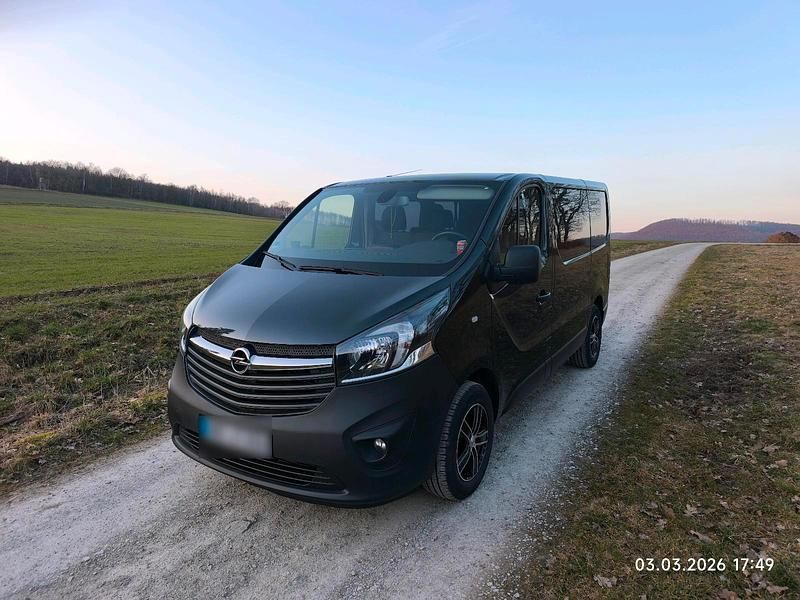 Gebraucht Opel Vivaro 125 PS (91 kW) 2017 Schwarz Van / Kleinbus