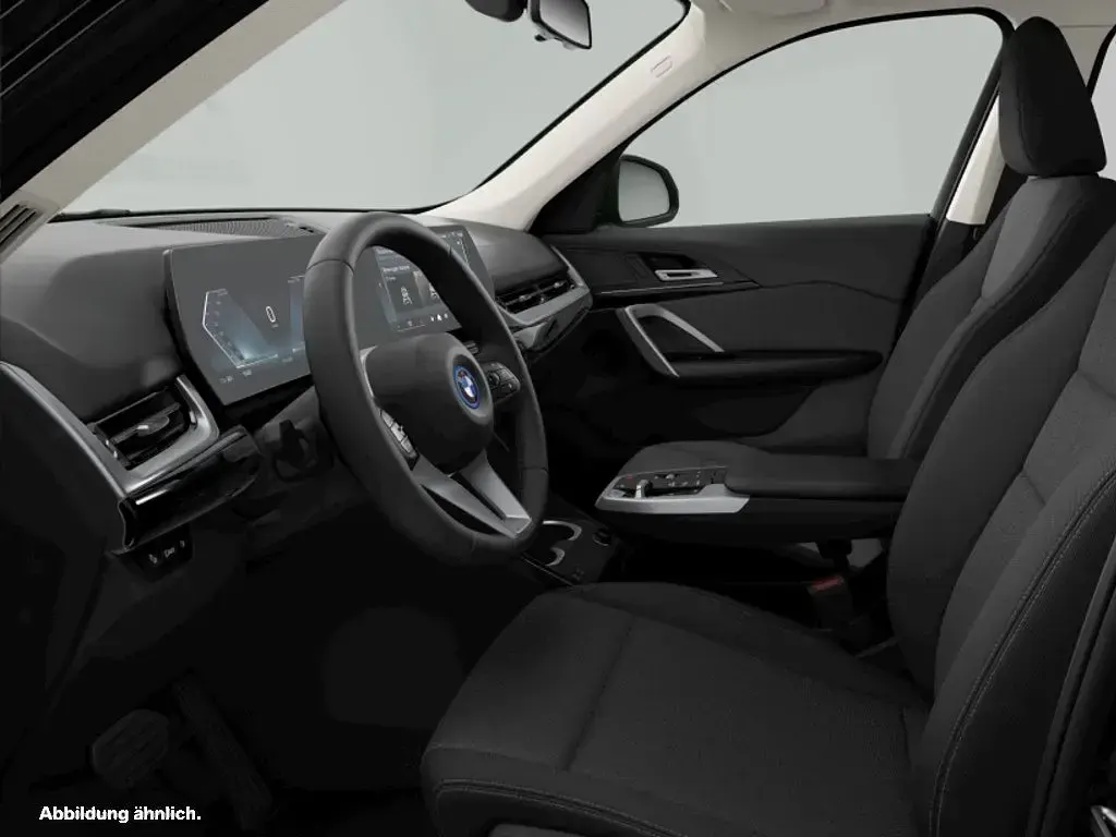 Neu BMW iX1 150 kW (204 PS) 2026 Schwarz SUV