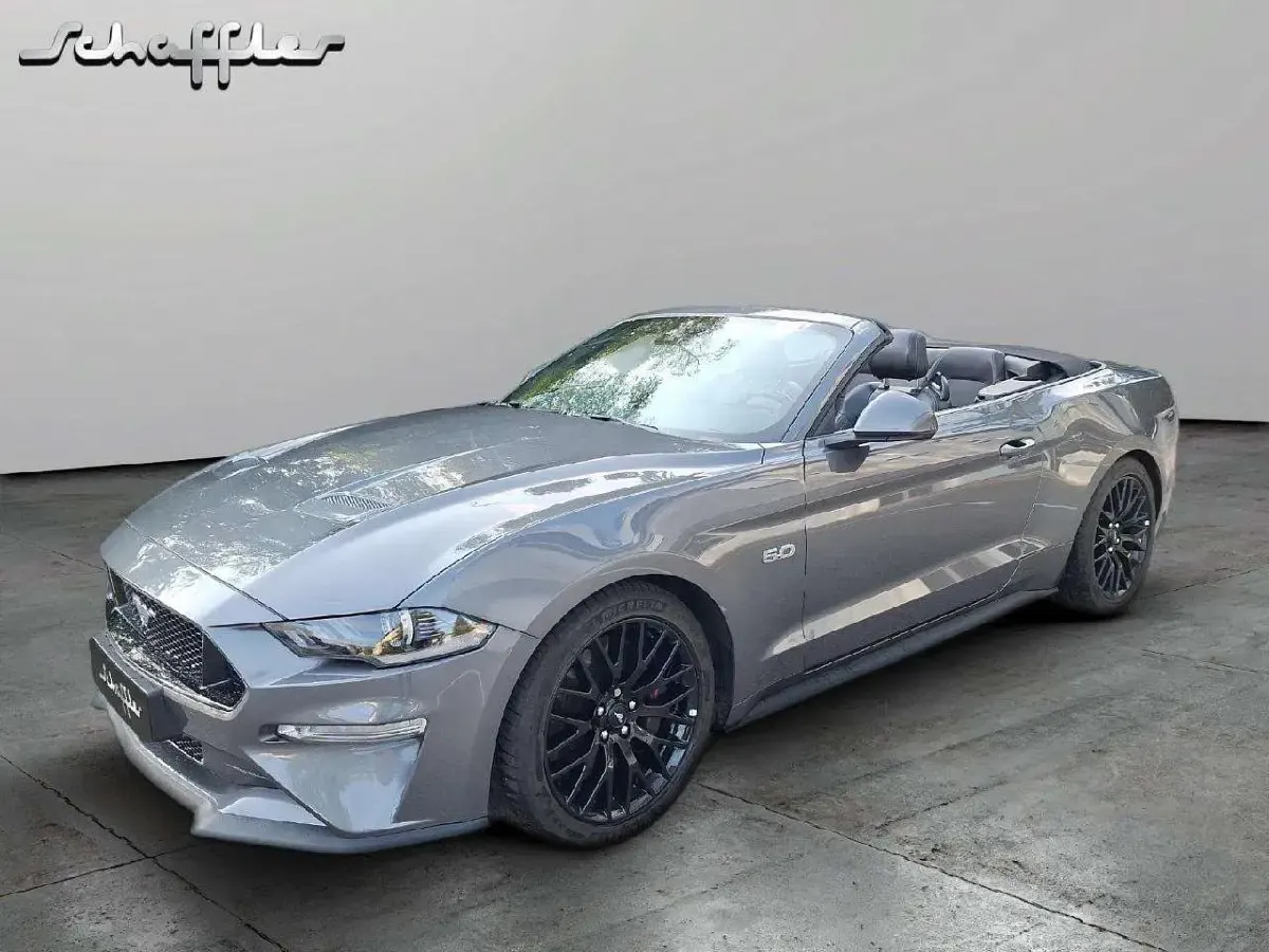 Gebraucht Ford Mustang GT Convertible 449 PS (330 kW) 2021 Carbonized gray/asher gray Cabrio