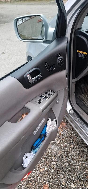 Gebraucht Kia Carnival 190 PS (139 kW) 2009 Van / Kleinbus