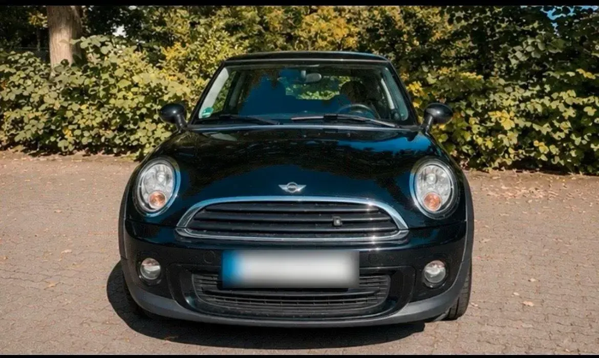 Gebraucht Mini ONE 75 PS (55 kW) 2013 Schwarz Kleinwagen