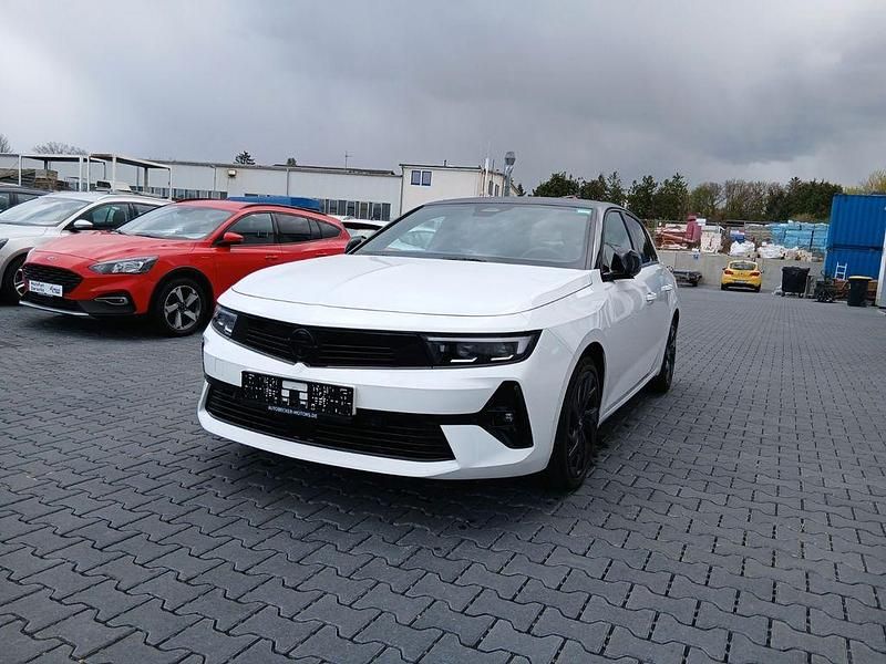 Gebraucht Opel Astra 131 PS (96 kW) 2024 Weiß Limousine
