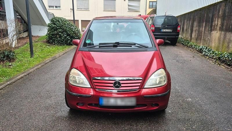 Gebraucht Mercedes A160 102 PS (75 kW) 2000 Rot Kleinwagen