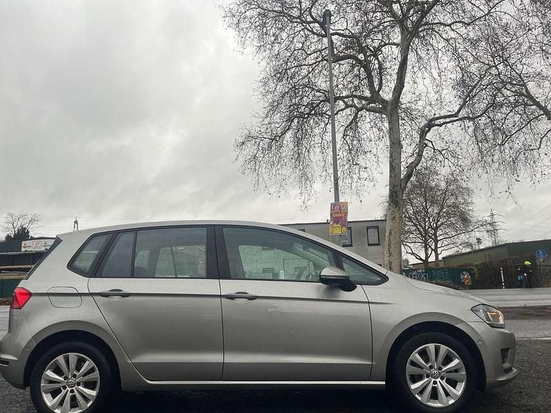 Gebraucht VW Golf VII S 110 PS (80 kW) 2015 Tungsten silver metallic Limousine