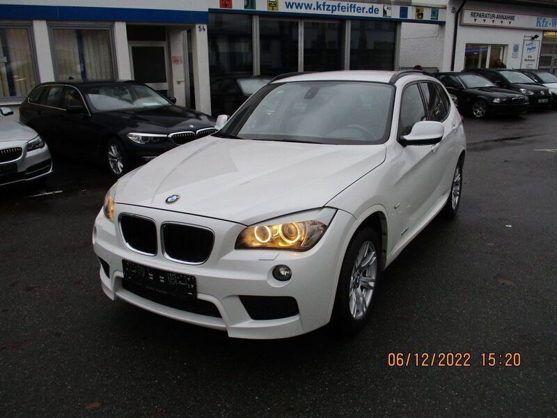Weiß Gebraucht 2012 BMW X1 SUV | 13.980 € - Bild 1/4