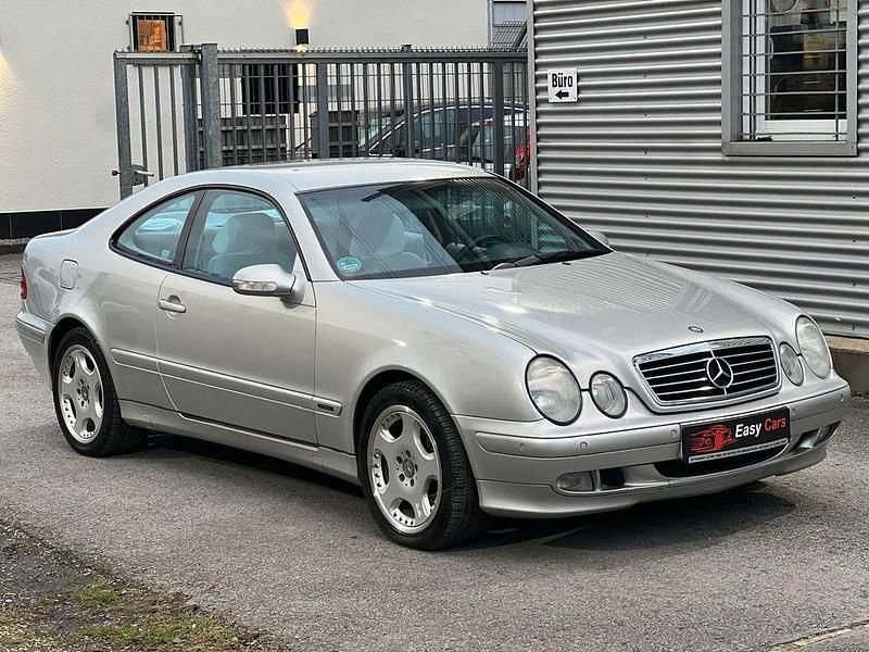 Gebraucht Mercedes CLK200 136 PS (100 kW) 2000 Silber Coupé