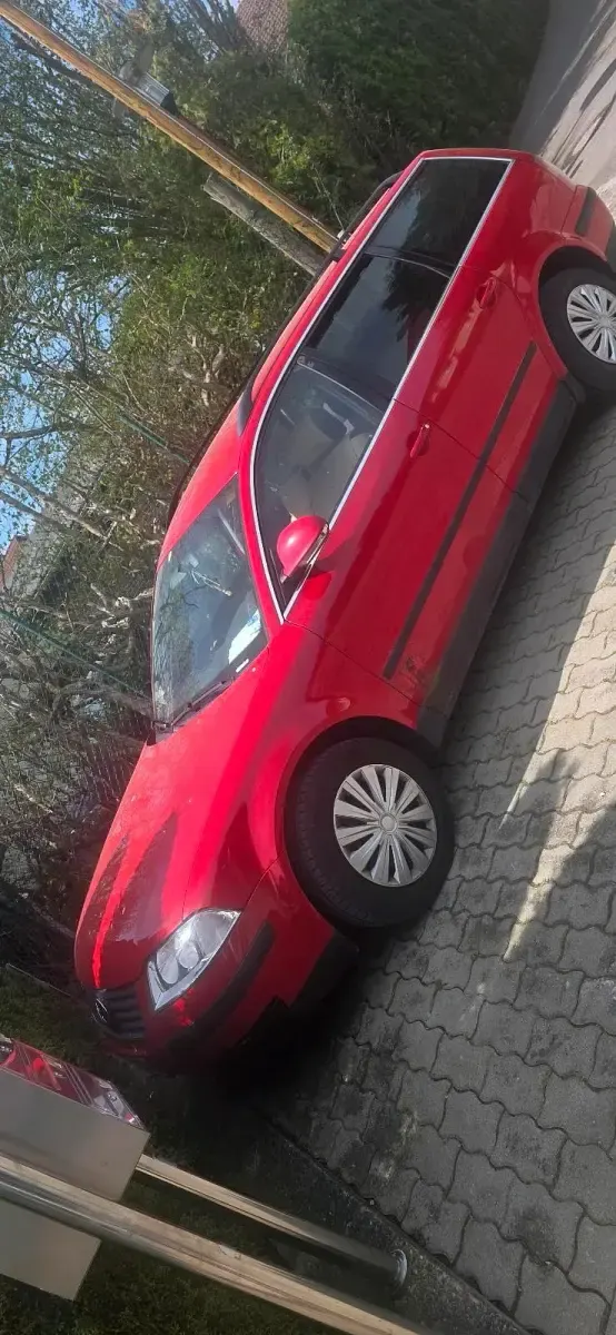Second-hand VW Passat 130 CP (95 kW) 2004 Roșu Break