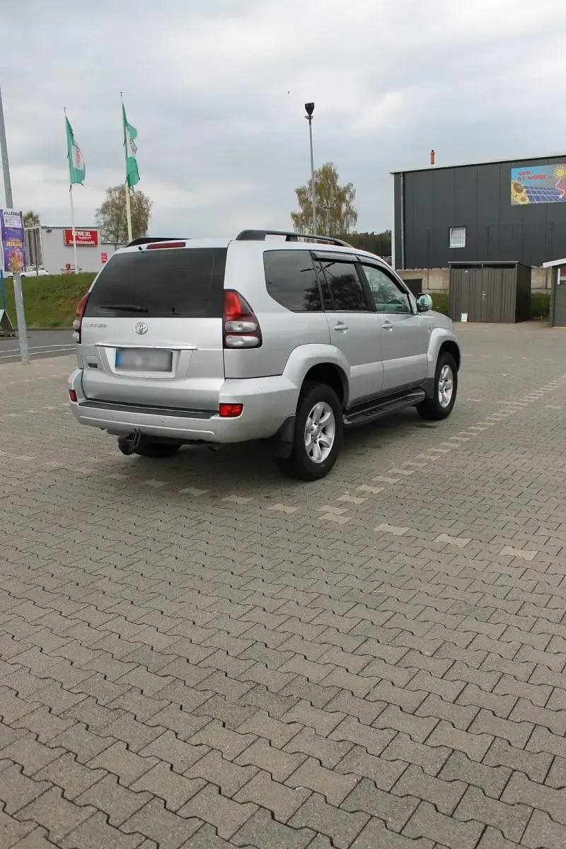 Gebraucht Toyota Land Cruiser Prado 173 PS (127 kW) 2008 Grau SUV