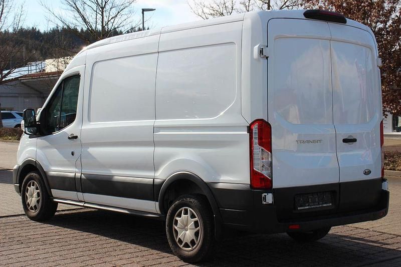 Gebraucht Ford Transit 131 PS (96 kW) 2019 Weiß Van / Kleinbus