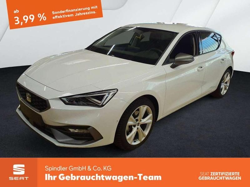 "nevada" weiss Gebraucht 2024 Seat Leon FR Limousine | 26.980 € (Fairer Preis) - Bild 1/3