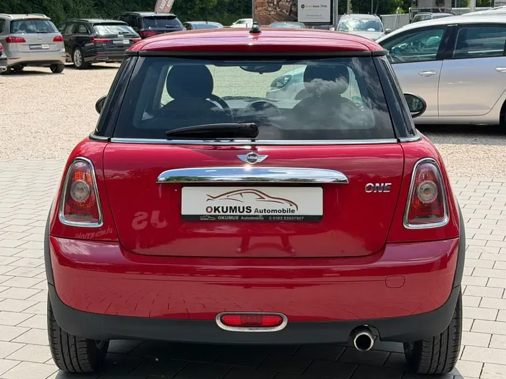 Gebraucht Mini ONE 105 PS (77 kW) 2009 Rot Kleinwagen