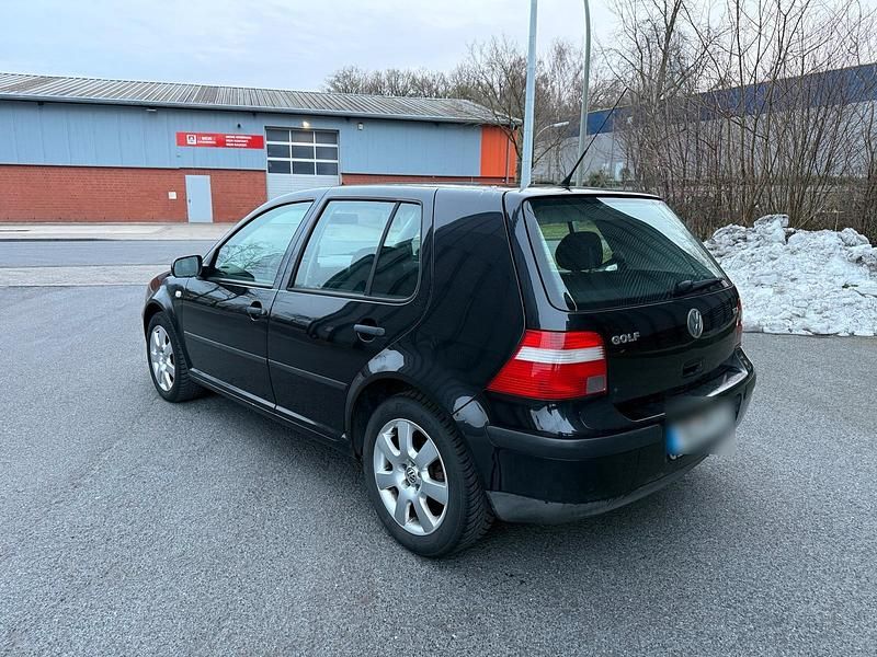Gebraucht VW Golf IV 101 PS (74 kW) 2003 Schwarz Limousine