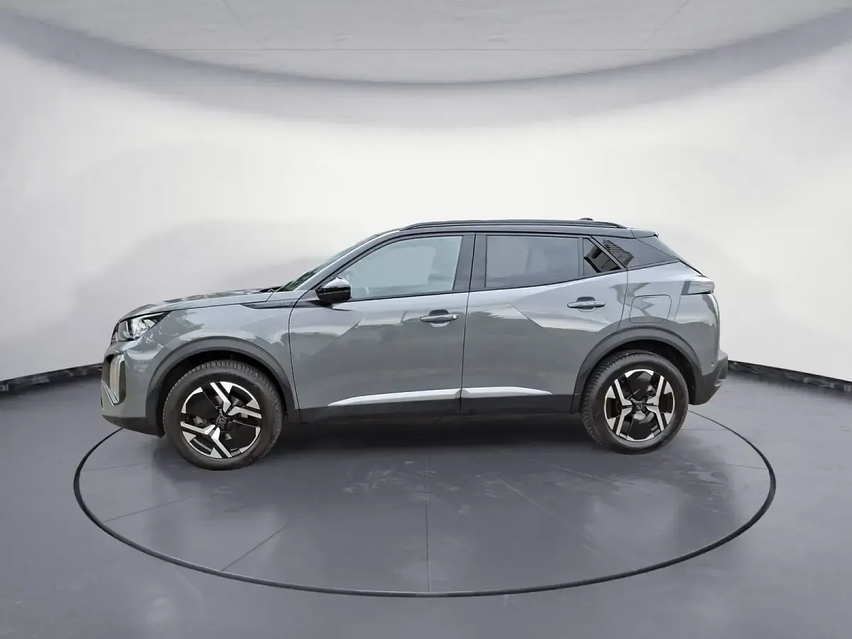 Gebraucht Peugeot 2008 GT 131 PS (96 kW) 2024 SUV