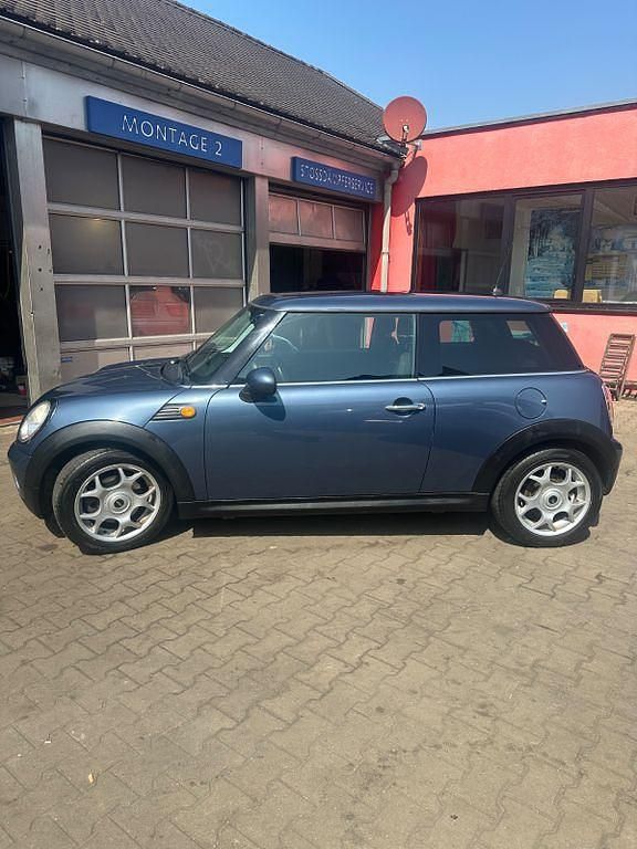 Gebraucht Mini ONE 75 PS (55 kW) 2010 Blau Kleinwagen