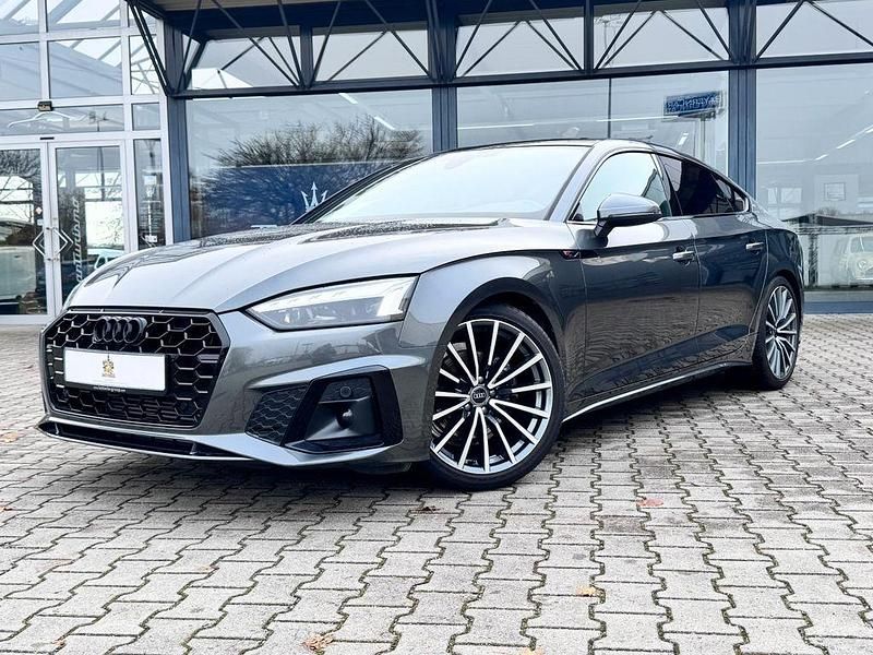 Grau Gebraucht 2024 Audi A5 Sportback S-Line Kleinwagen | 36.700 € (Guter Preis) - Bild 1/4