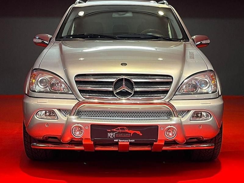 Silber Gebraucht 2003 Mercedes ML500 SUV | 79.900 € - Bild 1/4