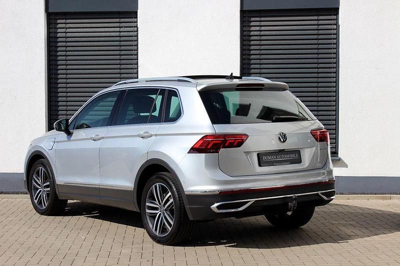Gebraucht VW Tiguan Elegance 150 PS (110 kW) 2021 Reflexsilber metallic SUV