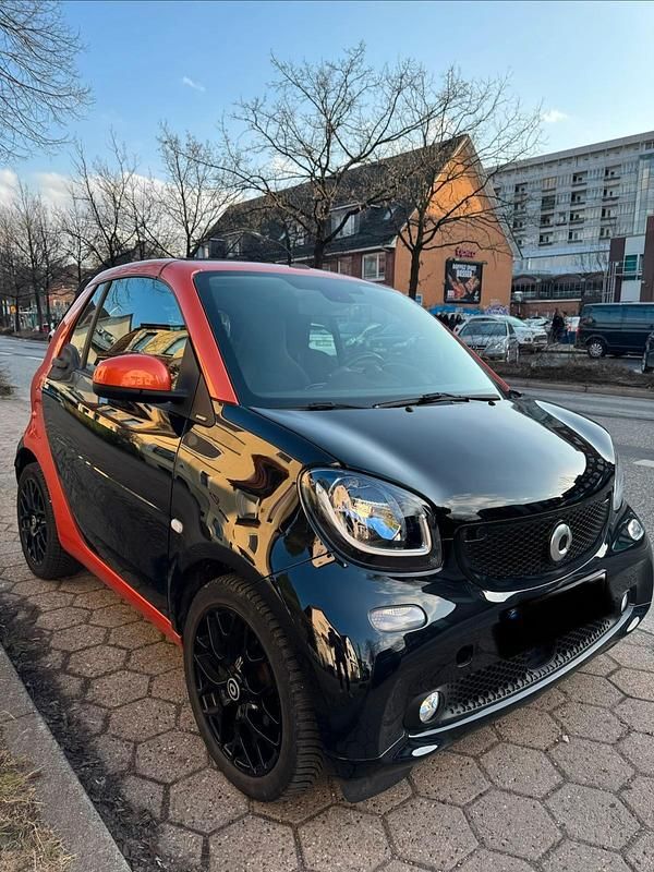 Gebraucht Smart ForTwo Cabrio 60 kW (82 PS) 2017 Schwarz Cabrio