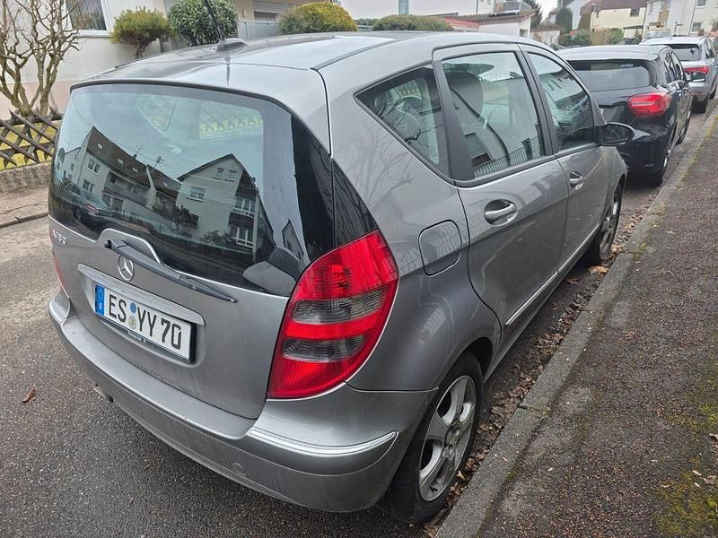 Gebraucht Mercedes A180 Avantgarde 109 PS (80 kW) 2007 Grau Van / Kleinbus