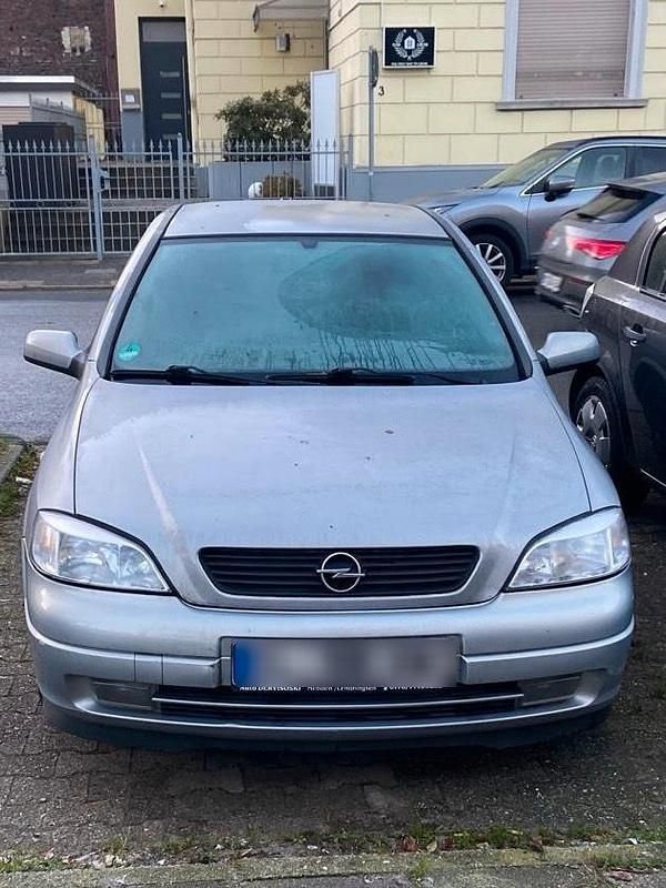 Silber Gebraucht 2001 Opel Astra Limousine | 1.200 € (Guter Preis) - Bild 1/4