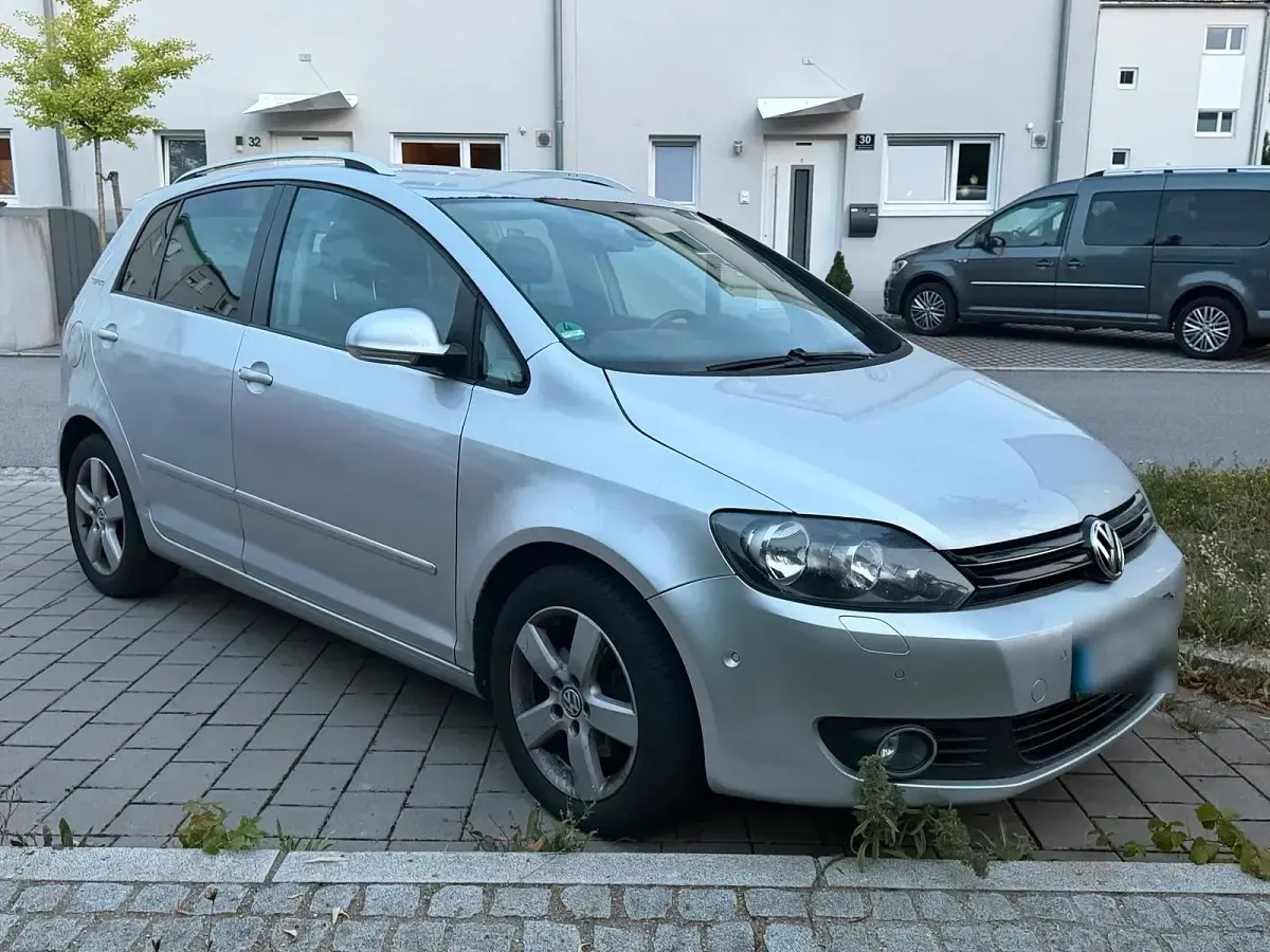Gebraucht VW Golf Plus Cross Team 140 PS (102 kW) 2011 Silber Limousine