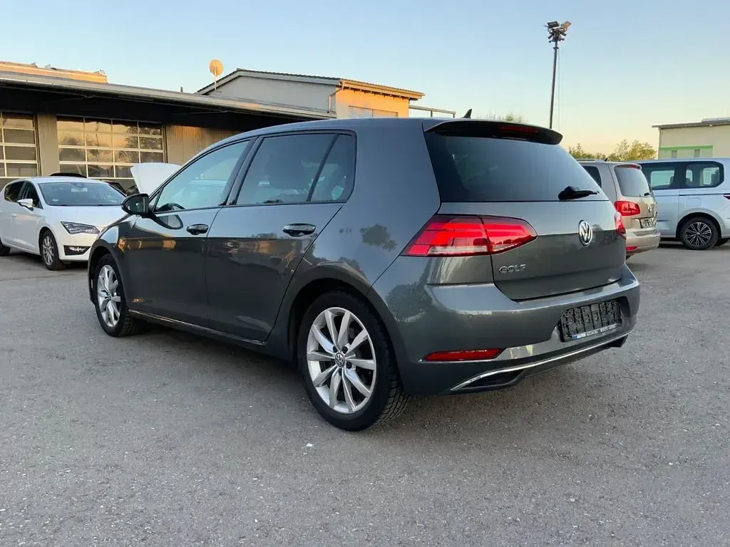 Gebraucht VW Golf VII Join 150 PS (110 kW) 2018 Grau Limousine
