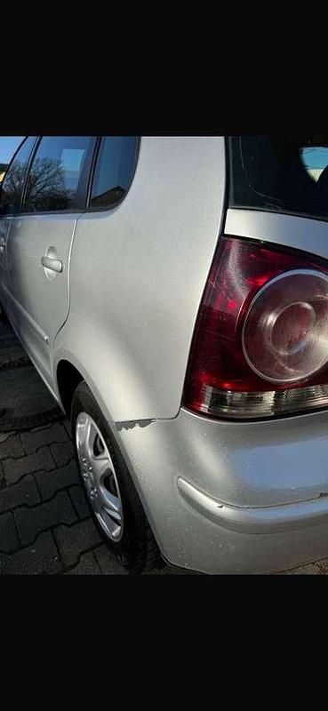 Gebraucht VW Polo 75 PS (55 kW) 2006 Silber Kleinwagen