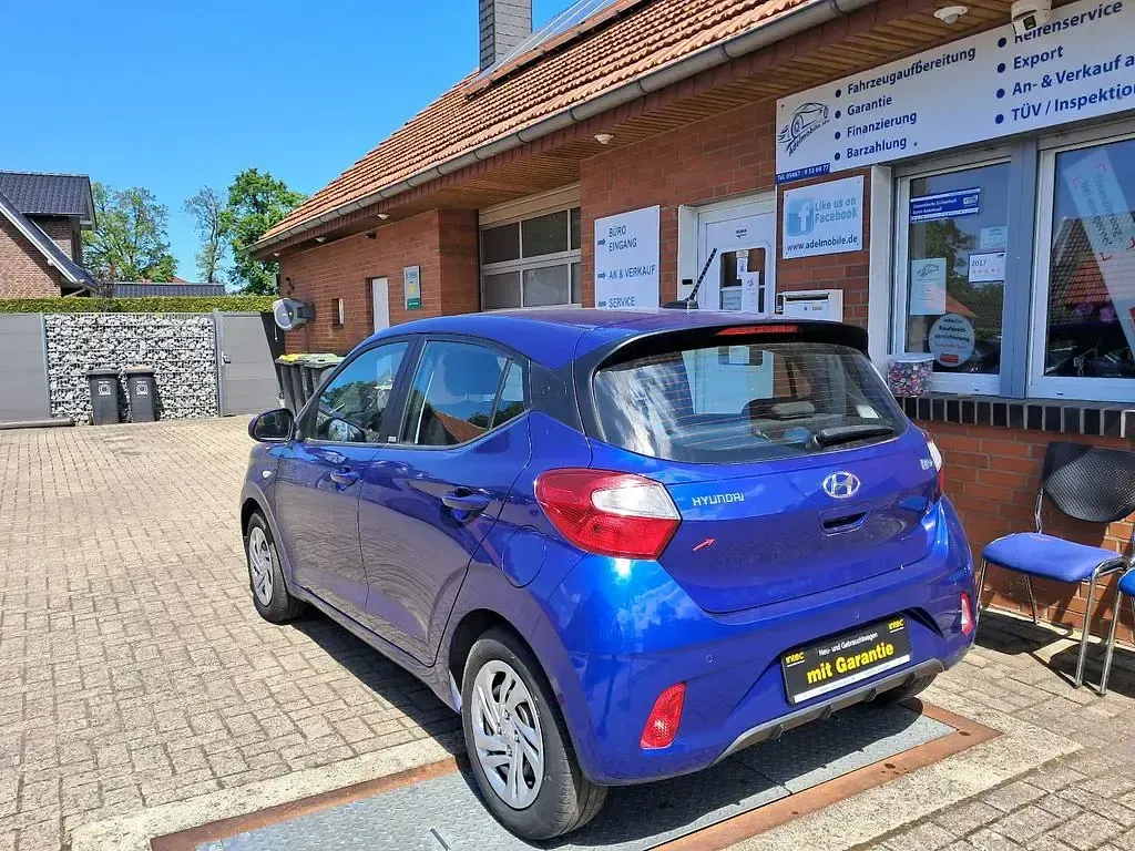 Gebraucht Hyundai i10 Select 67 PS (49 kW) 2021 Blau Kleinwagen