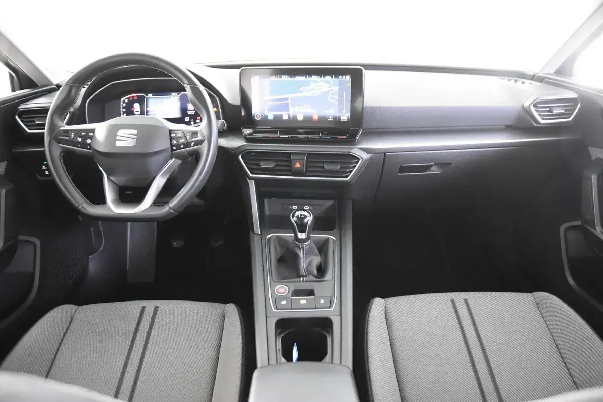 Gebraucht Seat Leon 110 PS (80 kW) 2023 Silber Kombi