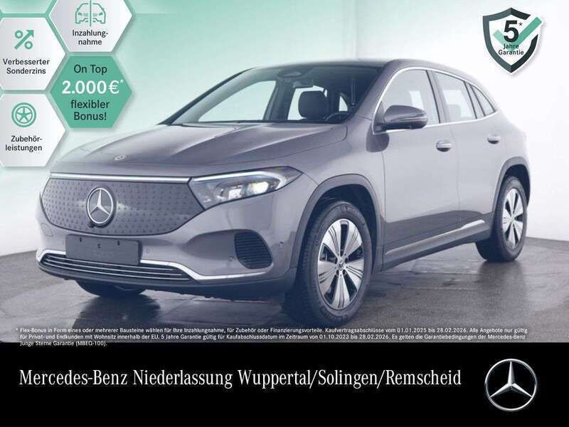 Grau Gebraucht 2024 Mercedes EQA250 Advanced Plus SUV | 34.990 € (Guter Preis) - Bild 1/3