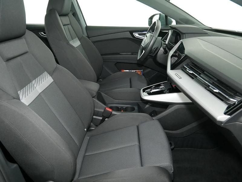 Gebraucht Audi Q4 e-tron Sport 125 kW (170 PS) 2022 Grau SUV
