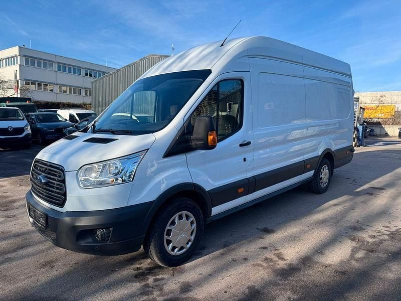 Weiß Gebraucht 2016 Ford Transit Trend Van / Kleinbus | 9.399 € - Bild 1/4