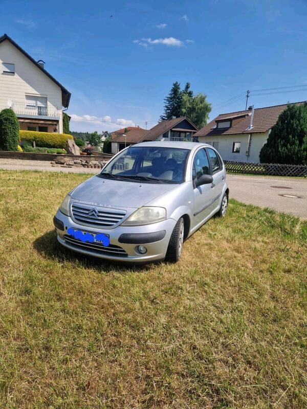 Silber Gebraucht 2002 Citroën C3 Kleinwagen | 2.650 € (Fairer Preis) - Bild 1/4