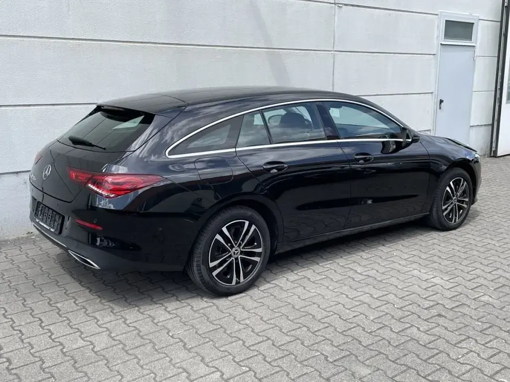 Gebraucht Mercedes CLA250e Progressive 218 PS (160 kW) 2023 Kosmosschwarz  metalliclack (metallic) Coupé