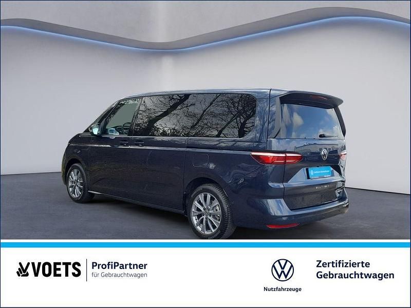 Gebraucht VW Multivan Life 177 PS (130 kW) 2025 Blau Van