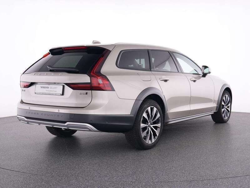 Gebraucht Volvo V90 CC Ultimate 236 PS (173 kW) 2023 Andere Kombi