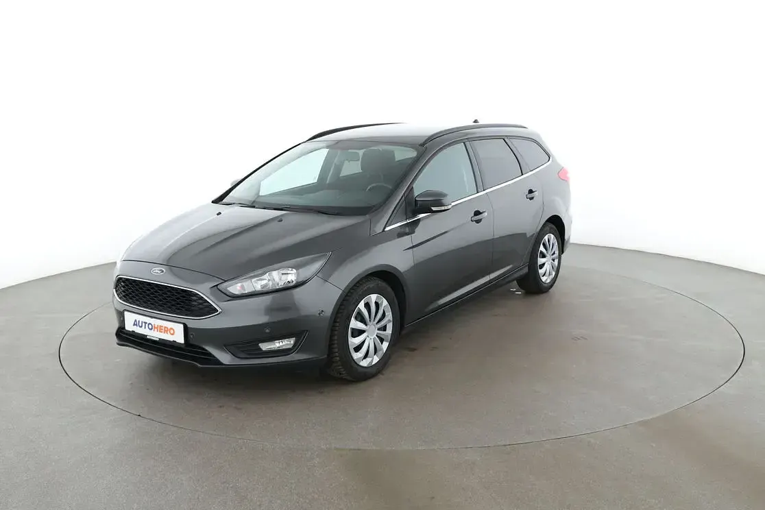 Gebraucht Ford Focus Cool & Connect 101 PS (74 kW) 2018 Kombi