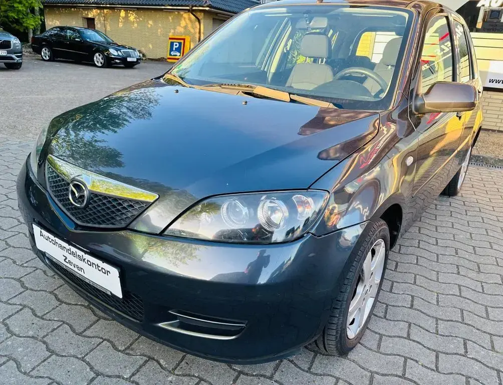 Usata Mazda 2 Active 80 CV (58 kW) 2007 Grigio Utilitaria