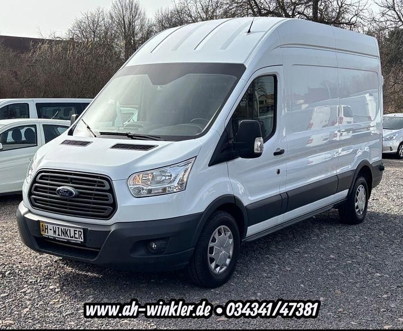 Gebraucht Ford Transit Trend 131 PS (96 kW) 2019 Weiß Van / Kleinbus