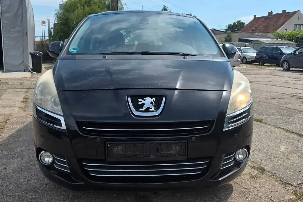 Gebraucht Peugeot 5008 Premium 109 PS (80 kW) 2010 Schwarz Van / Kleinbus