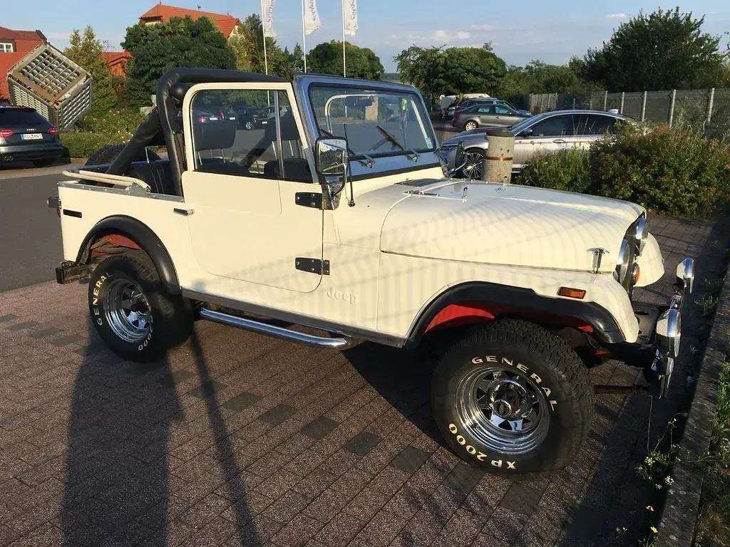 Gebraucht Jeep CJ 116 PS (85 kW) 1979 Weiß SUV